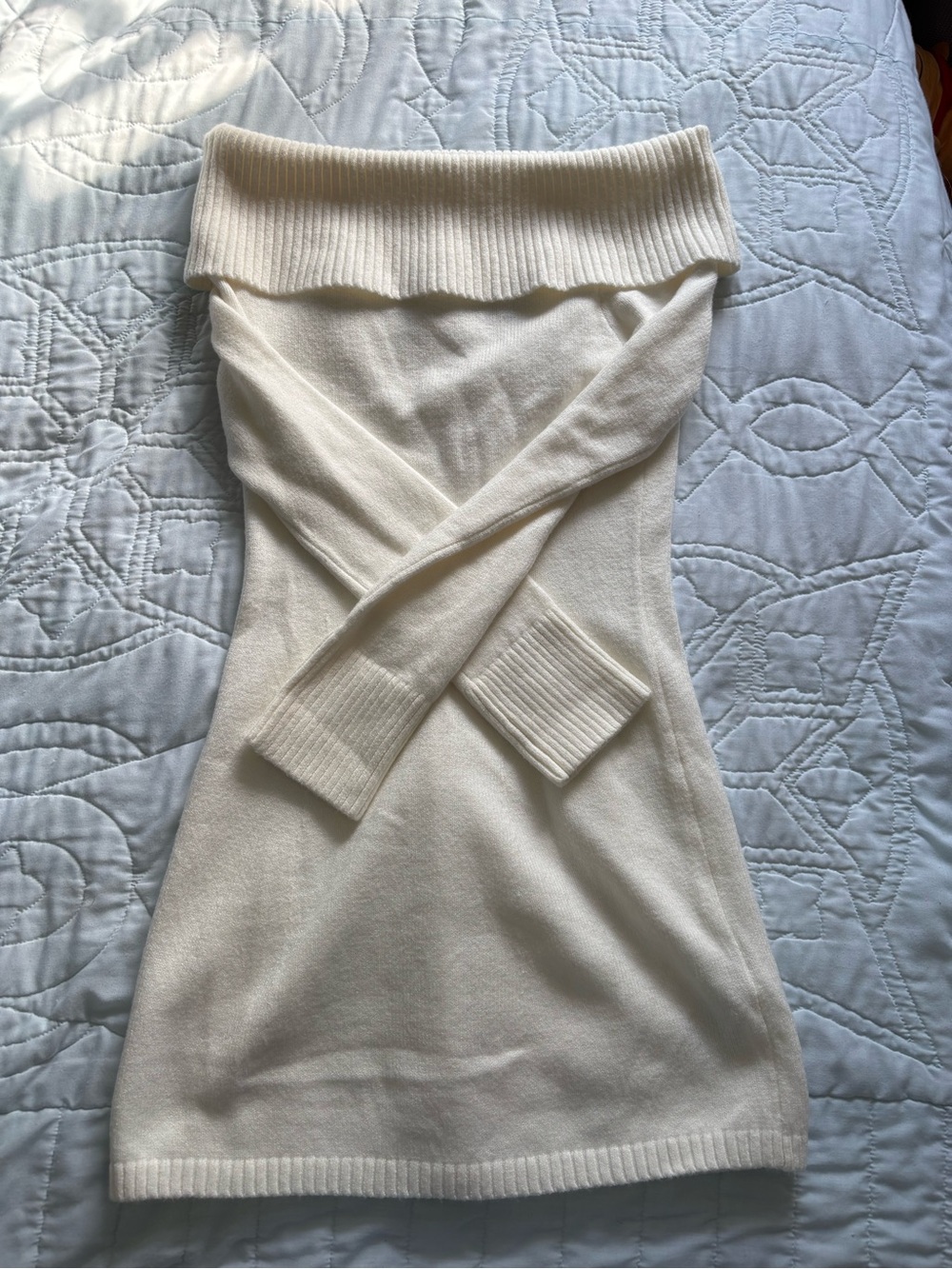 Hollister Cream Off-the-Shoulder Knit Sweater Dress
